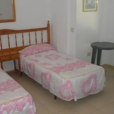 Onebedroom In Alondras Park דירה ארונה